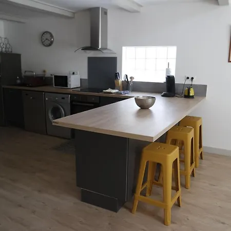 Apartment Loft Porte Sud 140 M2 *