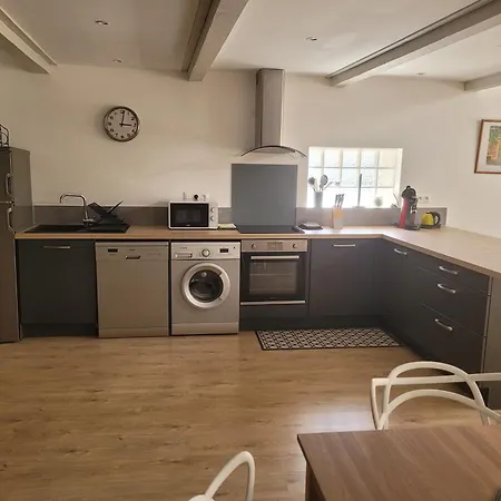 Apartment Loft Porte Sud 140 M2 *