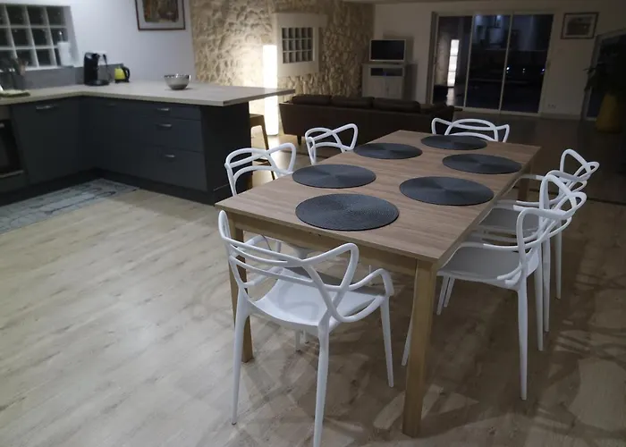 Loft Porte Sud 140 M2 * Salles-dʼAude