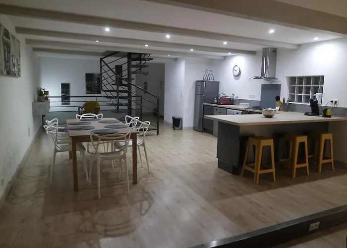 Loft Porte Sud 140 M2 Salles-dʼAude